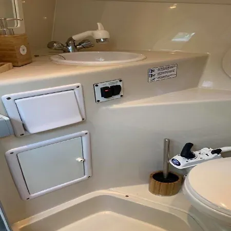بوتيل Honeysuckle Rose Boat Seneffe